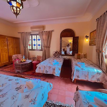 Riad Le Petit Jardin Zagora Esterno foto