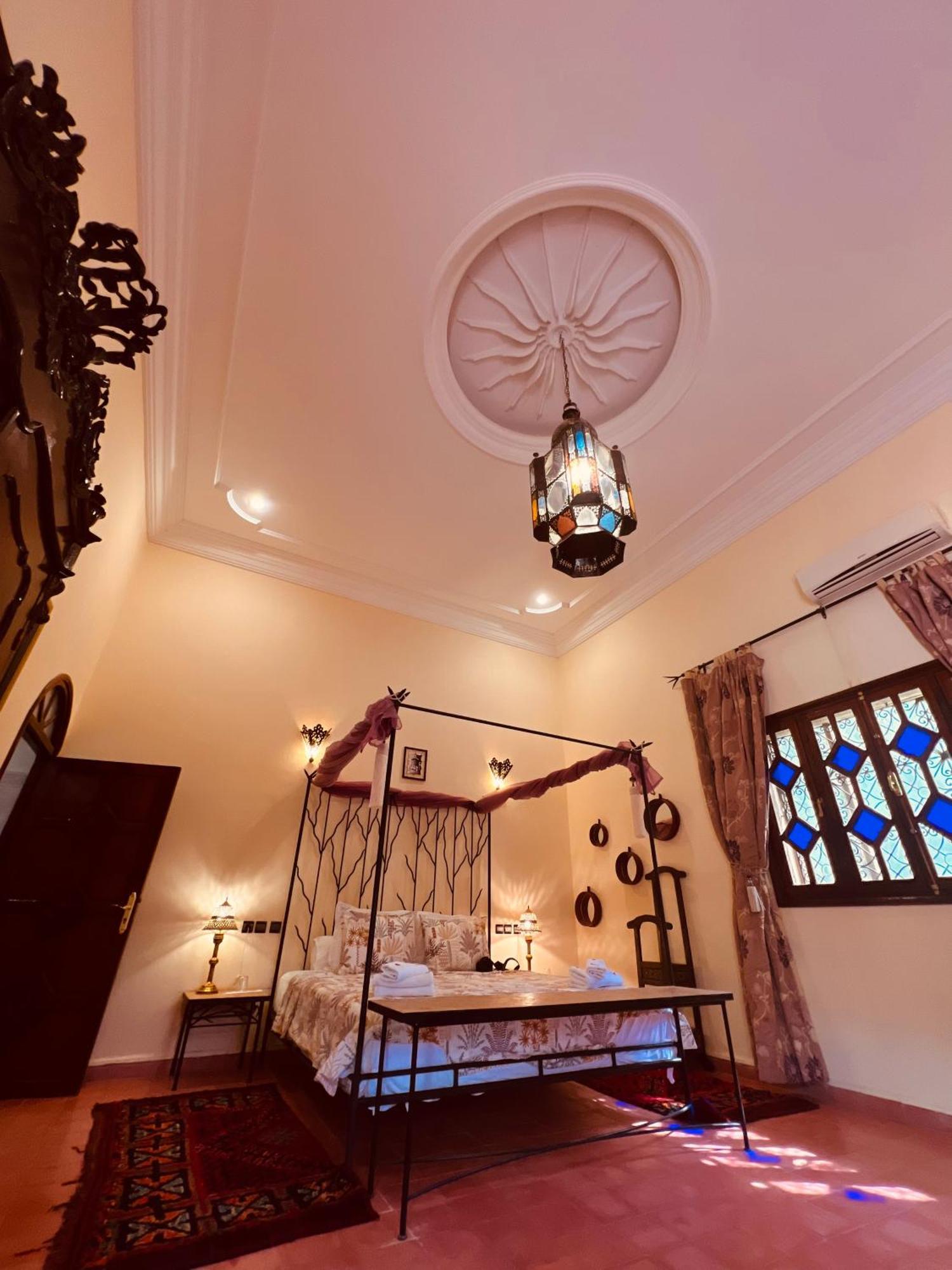 Riad Le Petit Jardin Zagora Esterno foto