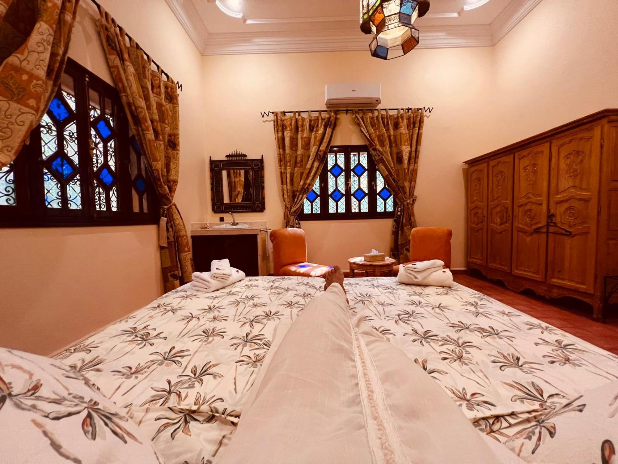 Riad Le Petit Jardin Zagora Esterno foto