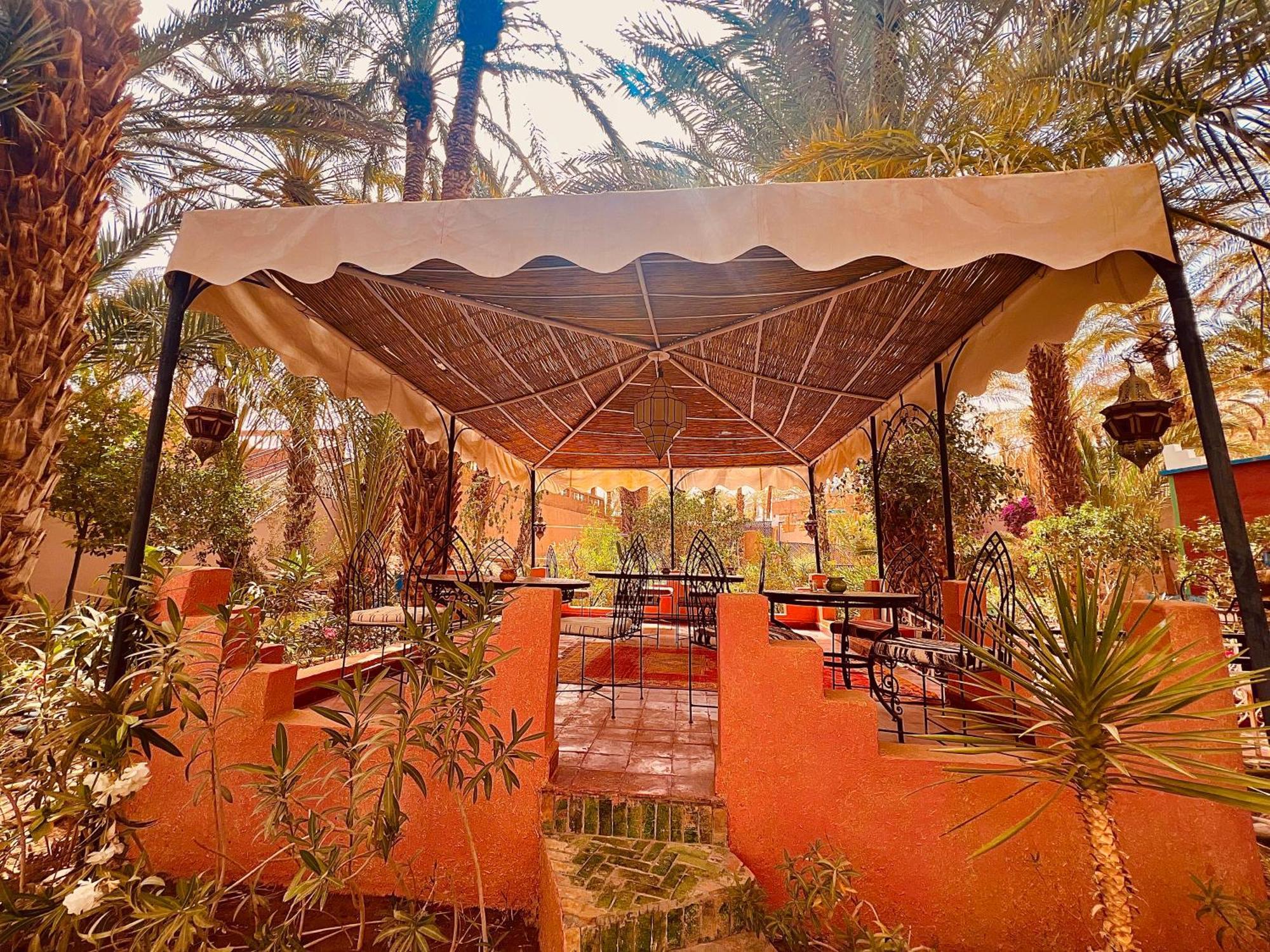 Riad Le Petit Jardin Zagora Esterno foto