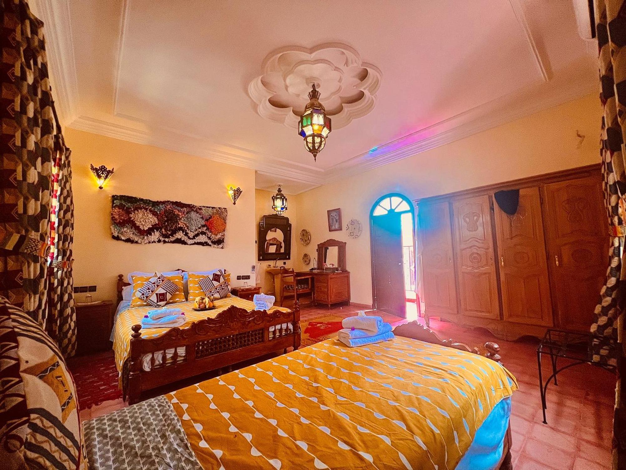 Riad Le Petit Jardin Zagora Esterno foto