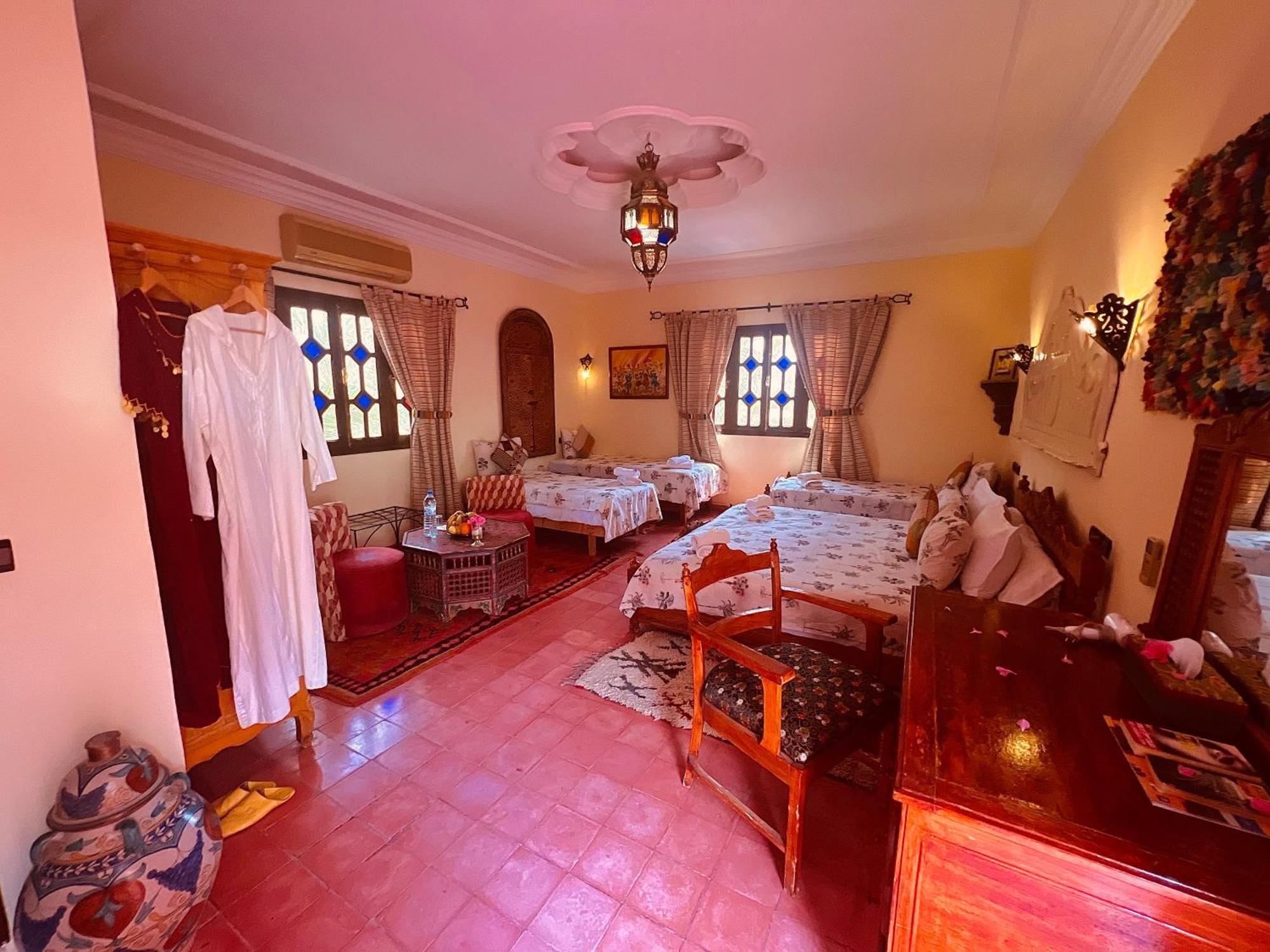 Riad Le Petit Jardin Zagora Esterno foto